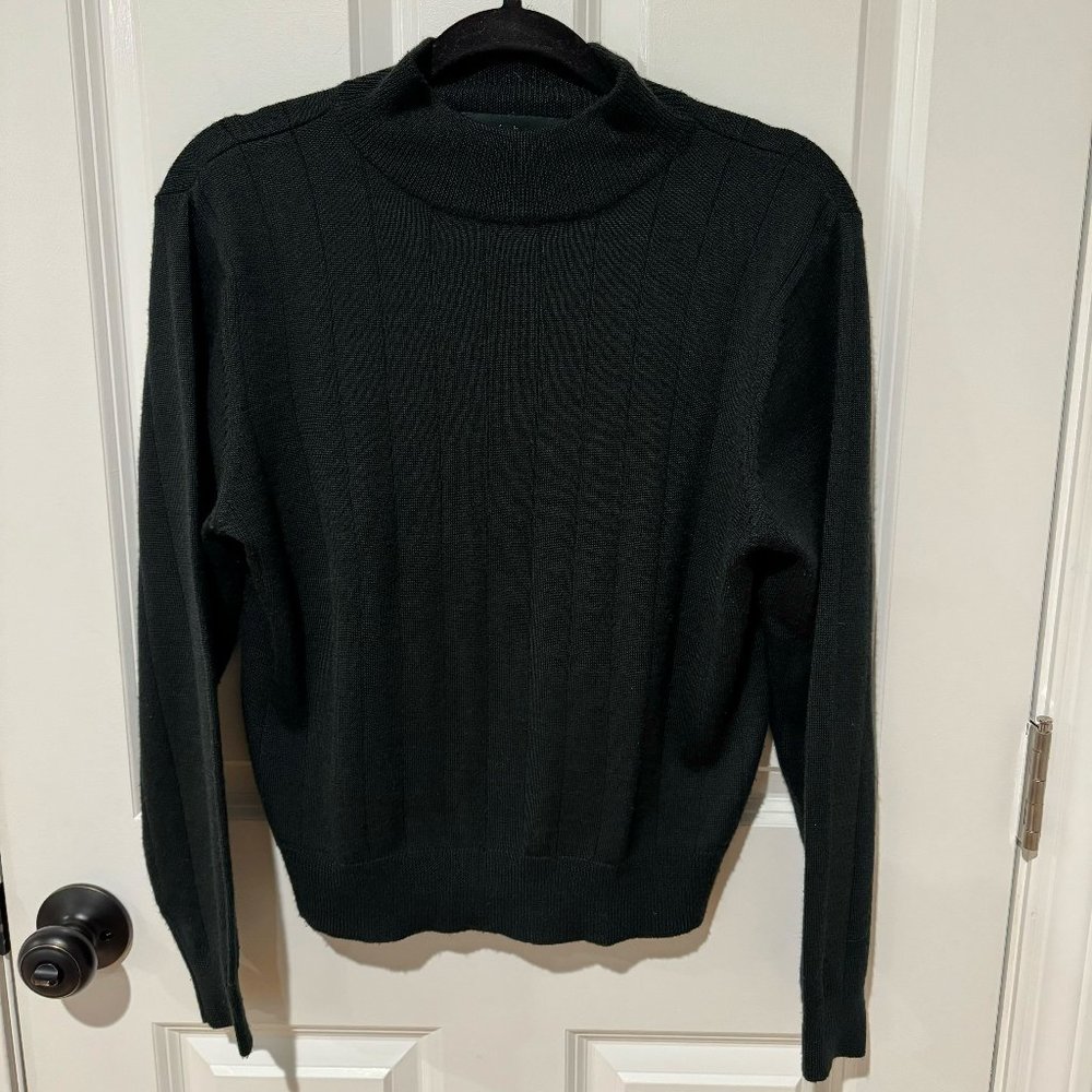 Black Harve Benard Mockneck Pullover Sweater - Size Medium